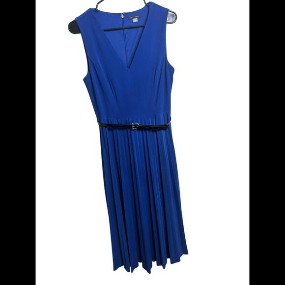 Tommy Hilfiger Dresses & Skirts - Tommy Hilfiger Women's Belted Pleated Midi Dress Blue Size 6